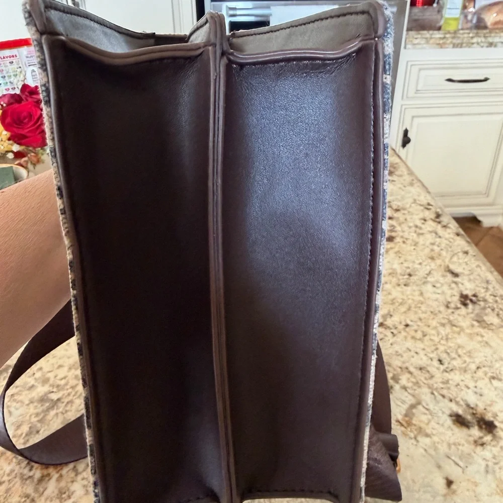 Betsy Johnson Leopard Print Women's Bag with Cowboy boot keychain - Picture 7 of 7